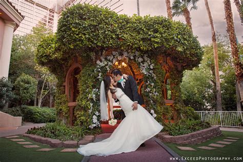 flamingo las vegas weddings  Even though neither is considered a luxury hotel, TI is much superior