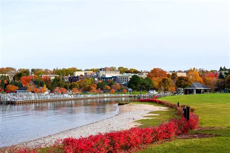 flights to petoskey mi  They've been hand crafting delicious caramel corn one batch at a time in their old-fashioned copper kettles since 1993