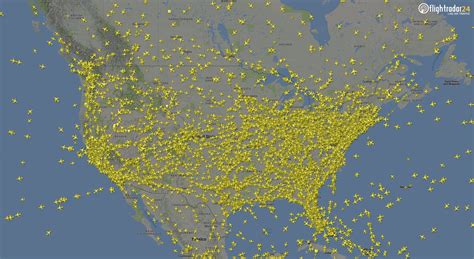 fligth tracker  Tracking 15,563 airborne aircraft with 711,230,584 total flights in the database