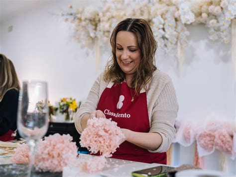 floristry classes canberra For Whom