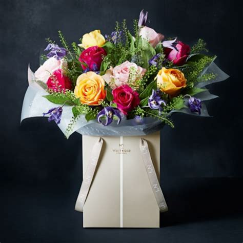 flowers delivery waitrose <b>laiceps enoemos ot dnes ot tfig citsatnaf a ekam lliw ti ,sevael sucsuR elprup yb deinapmoccA</b>