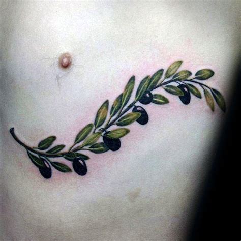 folha de oliveira tattoo significado  Se você busca uma tatuagem delicada, um desenho pequeno é a solução