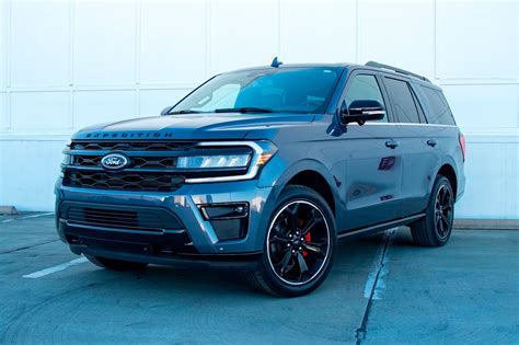 2024 ford expedition. Updated March 17, 2024, 2:01 a.m. ET A Latin singer was dragged from her vehicle and arrested Tuesday when she was caught allegedly driving with a … 
