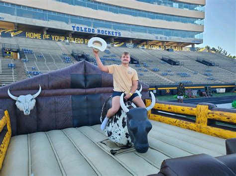 fort worth mechanical bull rentals  Attendants: 1