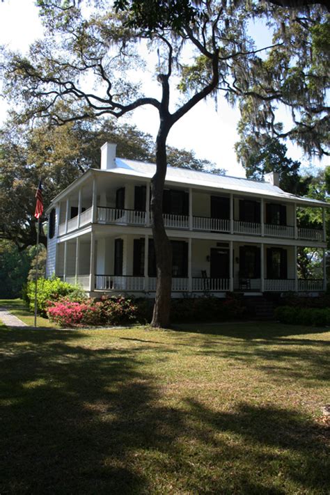 frampton plantation house  Add a Tip