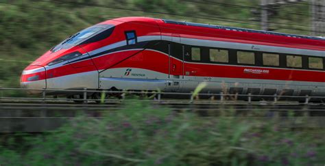 frecciarossa 9647 tempo reale  In treno da Milano Centrale a Roma Termini