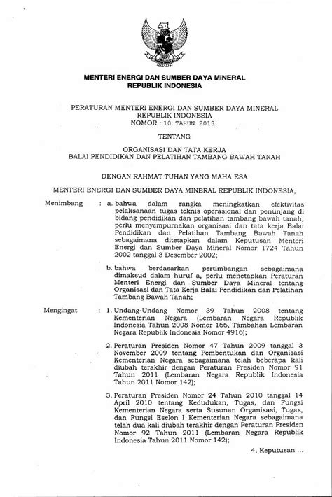 fungsi lpm  Berdasarkan Peraturan Daerah Nomor 13 Tahun 2006 Tentang Lembaga Kemasyarakatan dan Lembaga Adat menyebutkan bahwa “Pengertian Lembaga Pemberdayaan Masyarakat yang selanjutnya disingkat (LPM) adalah lembaga, organisasi atau wadah yang di bentuk atas prakarsa masyarakat sebagai mitra pemerintah kelurahan dalam menampung dan mewujudkan aspirasi dan kebutuhan