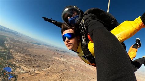 fyrosity las vegas skydiving  Thank you for your trust and the choice to make your first tandem skydive at Skydive Fyrosity® in Las Vegas! Blue