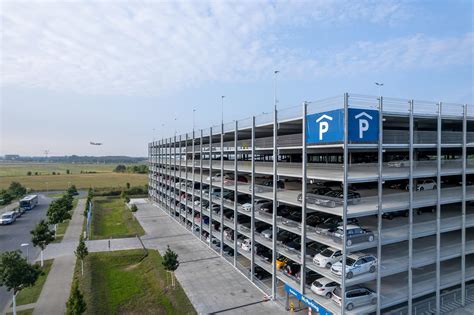 günstiges parkhaus palma Sicheres und günstiges Parken am Flughafen Stuttgart mit ParkandFly