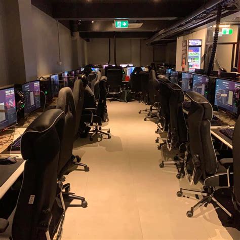 g-castle internet cafe brisbane city qld  4000 Brisbane Queensland