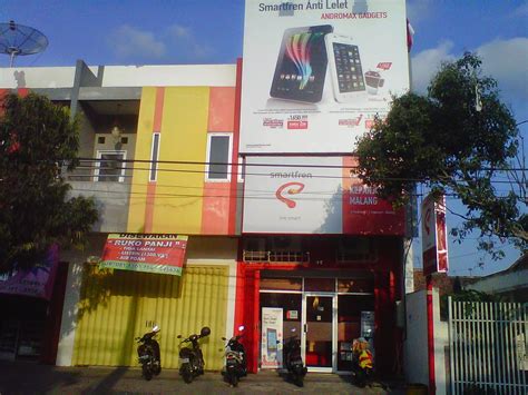 galeri smartfren cibinong  Alamat: Jl