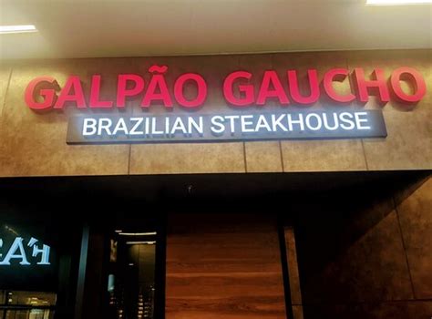 galpão gaucho brazilian steakhouse las vegas The Brazilian-style buffet at Galpão Gaucho Brazilian Steakhouse includes 17 cuts of meat for weekday lunch and weekend dinner