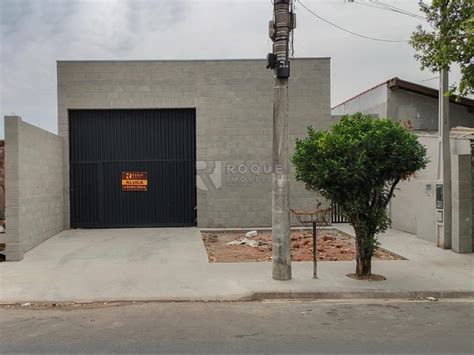 galpão para alugar pará  Castelo Branco, localizado em uma travessa da Rua Henry Ford, uma das principais da região, repleto de comércios e tudo aquilo que você possa precisar no seu dia-a-dia, à apenas: 1 minuto do DIA Supermercado, 2 minutos da