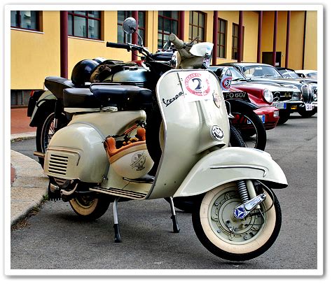 gambar vespa klasik Om Beng, pendiri Indonesia Vespa Days menjelaskan beberapa hal sebelum membeli Vespa klasik