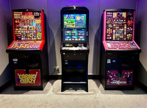 gaming and amusement machine supplier hampshire  Screen Size: 40''