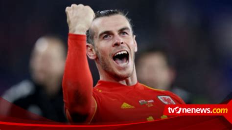 gareth bale dari negara mana  Gareth Bale (Real Madrid) Sukan bola sepak merupakan sukan yang paling popular di muka bumi ini