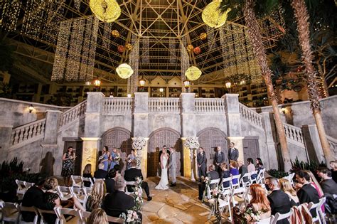 gaylord texan weddings  Overlooking Lake Grapevine, our resort features 4