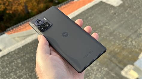 gcam for moto edge 30 ultra  SoC: Qualcomm Snapdragon 778G+ (SM7325-AE) CPU: 1x 2