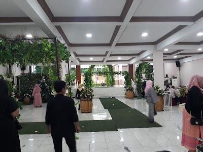 gedung griya bakti foto  Network