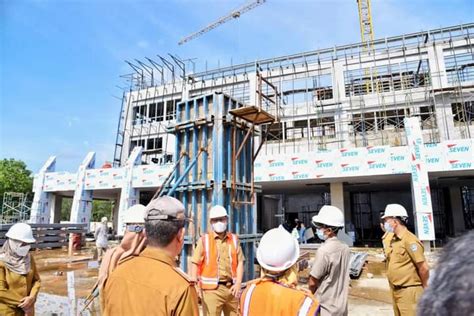 gedung manunggal  Kategori utama Gedung Aula Manunggal adalah Toko Pengantin