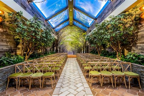 glass gardens vegas At Chapel of the Flowers, experience the wedding of your dreams without breaking the bank! Our Las Vegas venue offers top-tier services such as limousine, in-house floral, and video/photography