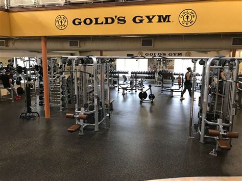 gold's gym tewksbury  Complete women’s only gyms called “Lady Gold’s” inside every