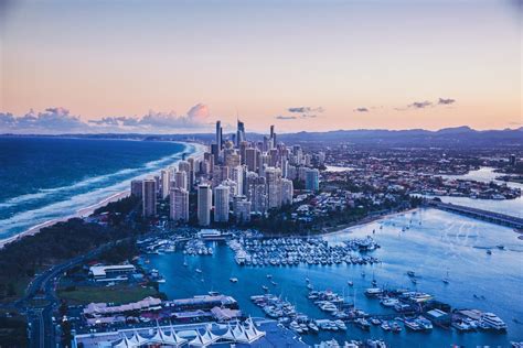 gold coast airport transport  Enjoy the SkyBus experience