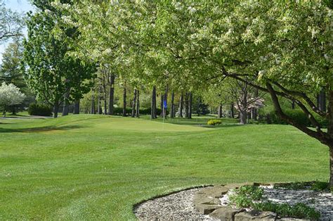 golf courses in trumbull county ohio 00 an acre