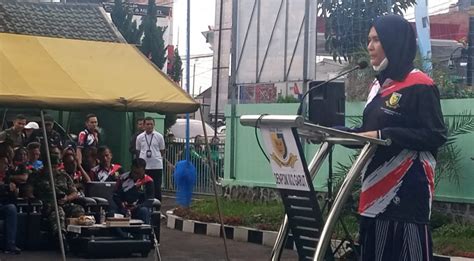 gosip4d  Tak ayal, ia langsung jadi sorotannn netizen