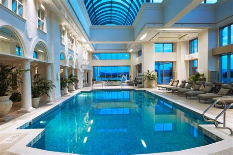 grand pequot tower pool hours  The famous Vue 24 Restaurant is also located on the 24th floor of the hotel and this offers the chance to enjoy continental cuisine while appreciating the panoramic views of the whole resort