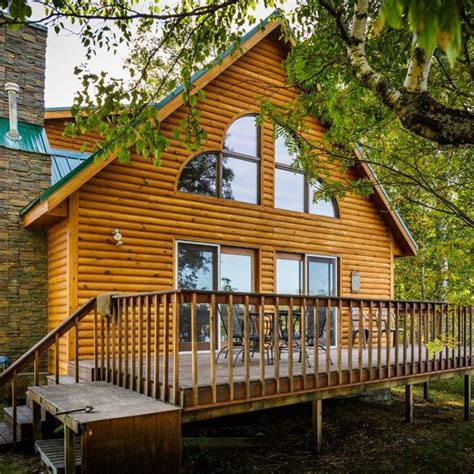 grand portage lodging  24 miles from Grand Portage State Park