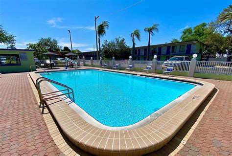 gulfway inn clearwater  It is convenient to supermarkets and other services and located central to anywhere you may want to get to in Pinellas County, near route 19 and the causeway to Tampa as well