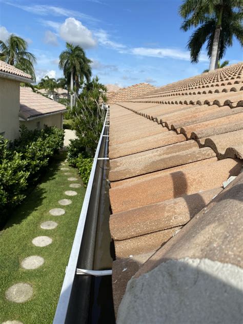 gutter cleaning delray beach fl  Oliver Ave, 3rd Flr