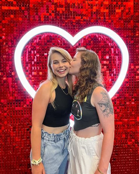 haileeandkendra of  Hailee And Kendra are a romantic couple and short form content creators who rose to fame on social media, primarily TikTok