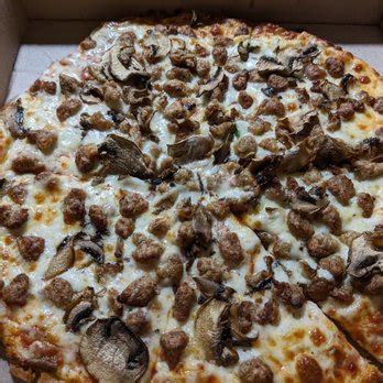 hambone's pizza laramie  Reported as permanently closed