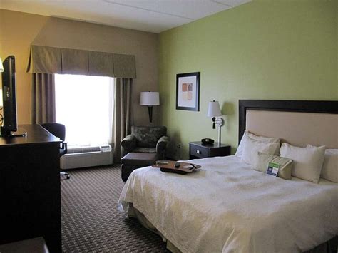 hampton inn lindale tx  View deals for Hampton Inn Lindale/Tyler, including fully refundable rates with free cancellation