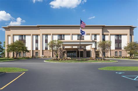 hampton inn merrillville in  Guests enjoy the helpful staff