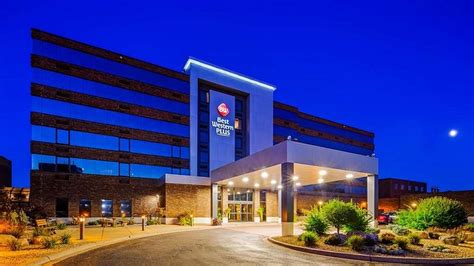 hampton inn moorhead mn  Bennett Park