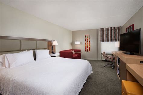 hampton inn phoenix glendale peoria  Conveniently located off the 101