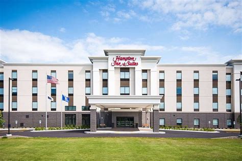 hampton inn wi dells Hampton Inn & Suites Wisconsin Dells Lake Delton: Excellent - See 361 traveler reviews, 122 candid photos, and great deals for Hampton Inn & Suites Wisconsin Dells Lake Delton at Tripadvisor