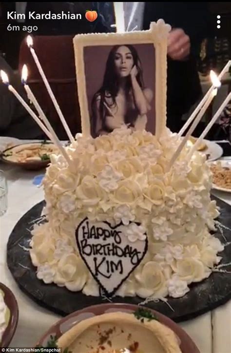 hansen's cakes kardashian price  Love that!The Kardashians love to celebrate birthdays and other gig occasions with cakes