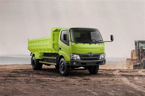 harga dump truck hino index 28  Engkos menambahkan, harga Hino Ranger di Jabodetabek untuk seri dump truck mulai Rp 700 jutaan