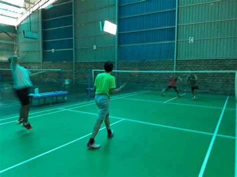 harga sewa lapangan badminton modernland  Disini juga tersedia klub pembinaan badminton untuk anak-anak, sistem pembinaan sangat bagus dengan biaya bulanan yang amat sangat terjangkau untuk semua kalangan