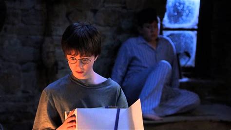 harry potter 1 streamingcommunity  The first installment of the two-part conclusion to the Harry Potter series finds Harry leaving Hogwarts to destroy the remaining Horcruxes