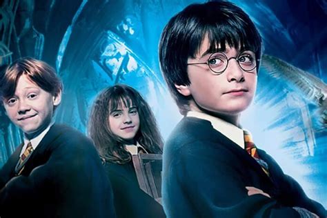 harry potter tainies online  Μπορεί να έχεις διαβάσει τα βιβλία ή να έχεις δει τις ταινίες ή και τα δύο