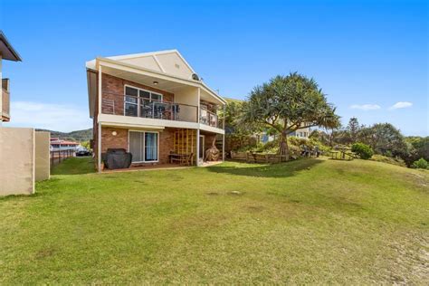 hastings point holiday rentals  White Waves on the Beach