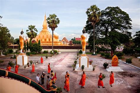 hat xay fong vientiane laos  From Muang Xay, the only airline with direct flights is Lao