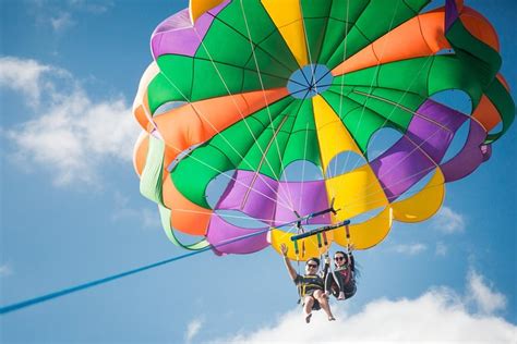 hawaii parasailing waikiki  The best value on the islands