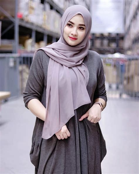 hijab sotwe  Assalamualaikum:) It's Chic Muslimah Fashion