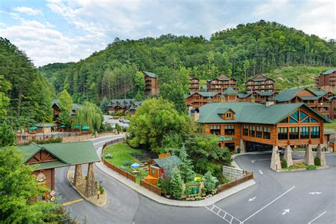 hilton smoky mountain resort  The Blue Mountains, Canada